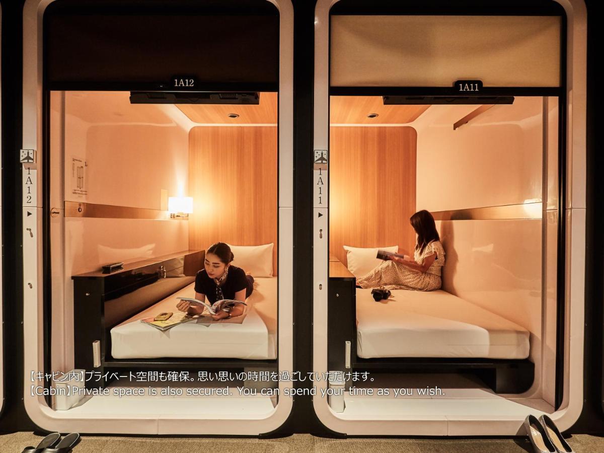 First Cabin Nishi Umeda Осака Экстерьер фото